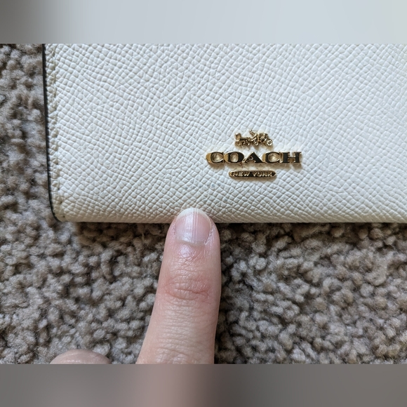 Coach Wallet in Cream Color with Gold Details - Picture 10 of 11